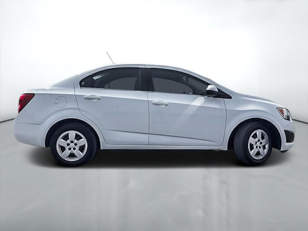 Chevrolet Sonic LTZ 2016 d&rsquo;occasion à vendre - 9