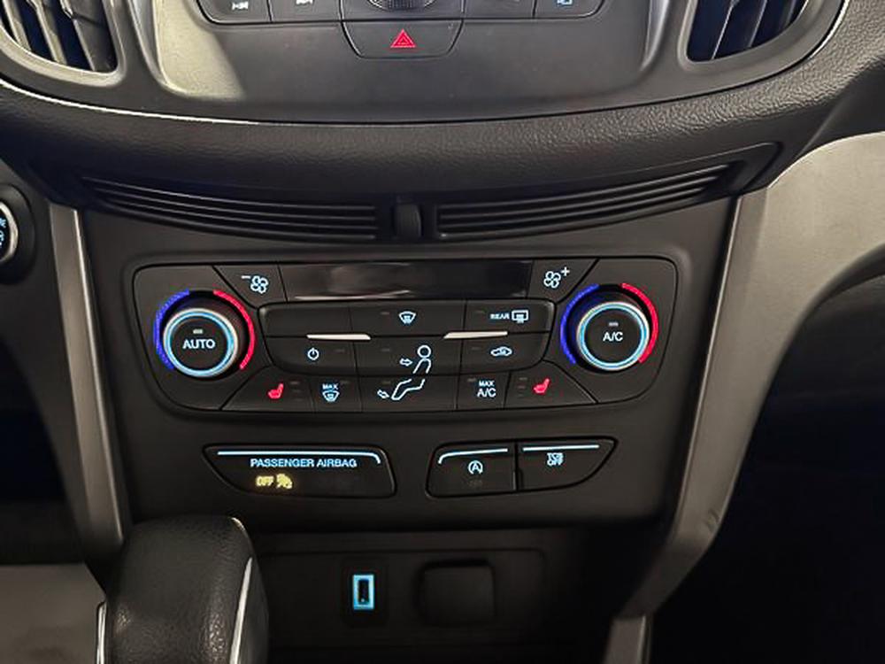 Ford Escape SE 2019 d&rsquo;occasion à vendre - 27