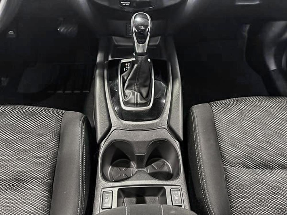 Nissan Qashqai SV 2017 d&rsquo;occasion à vendre - 31