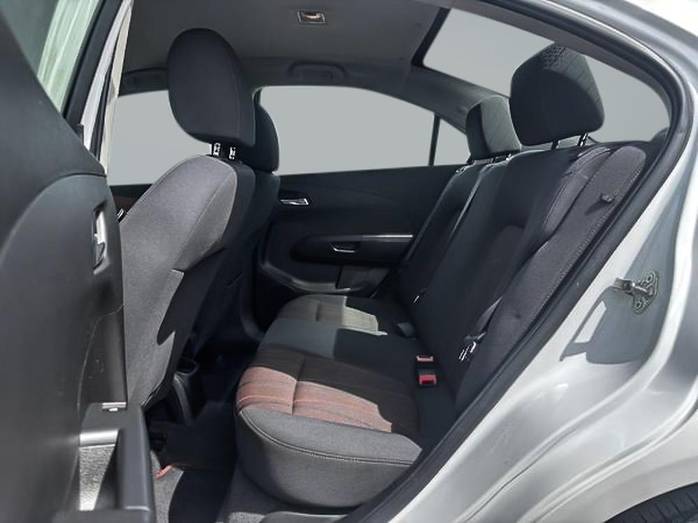 Chevrolet Sonic LTZ 2016 d&rsquo;occasion à vendre - 21
