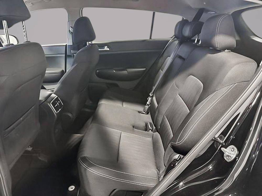 Kia Sportage LX 2018 d&rsquo;occasion à vendre - 29
