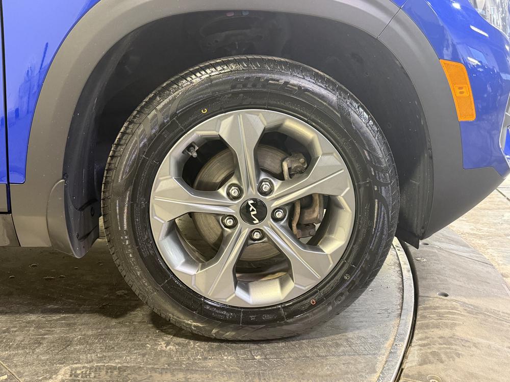 Kia Seltos LX 2022 d&rsquo;occasion à vendre - 12