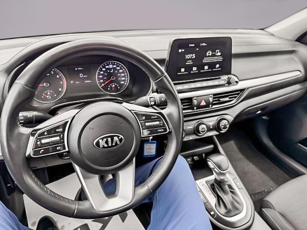 Kia Forte LX 2021 d&rsquo;occasion à vendre - 32