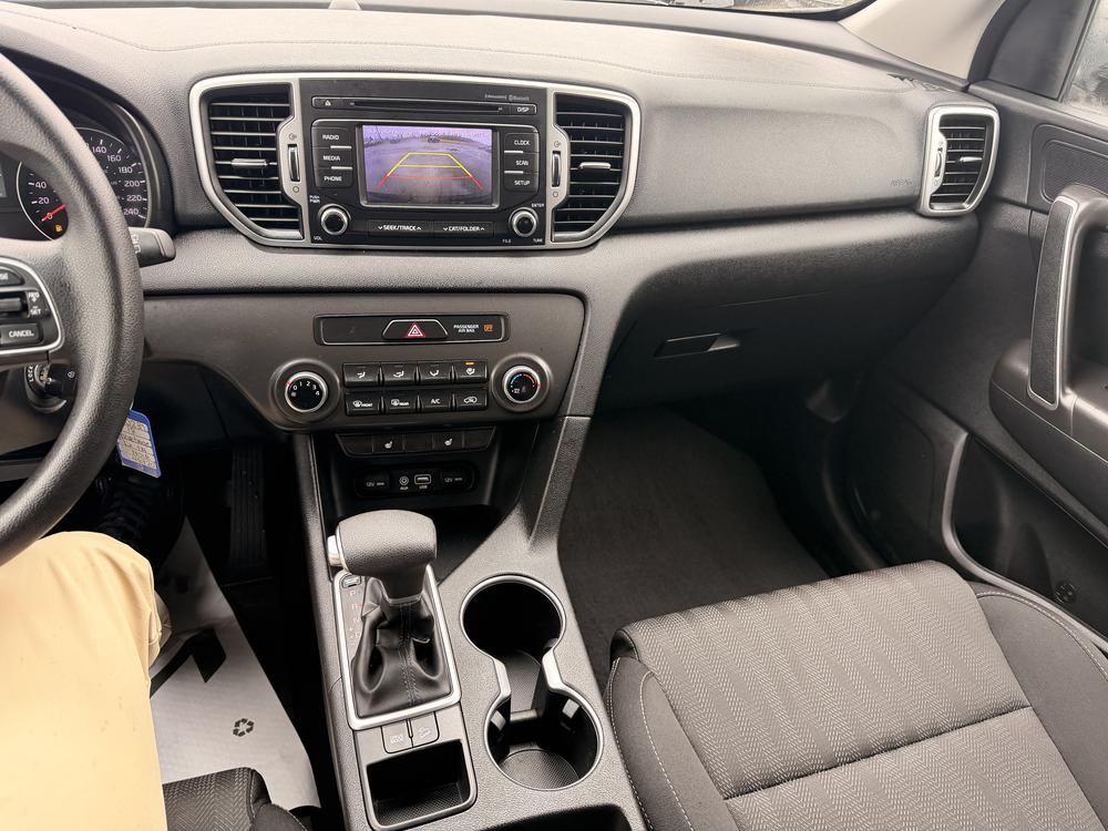 Kia Sportage LX FWD 2018 d&rsquo;occasion à vendre - 28