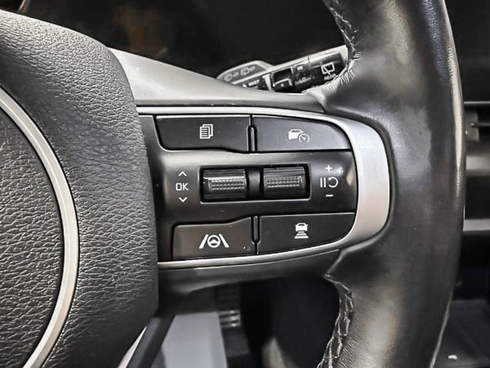 Kia Sportage EX PREMIUM 2023 d&rsquo;occasion à vendre - 21