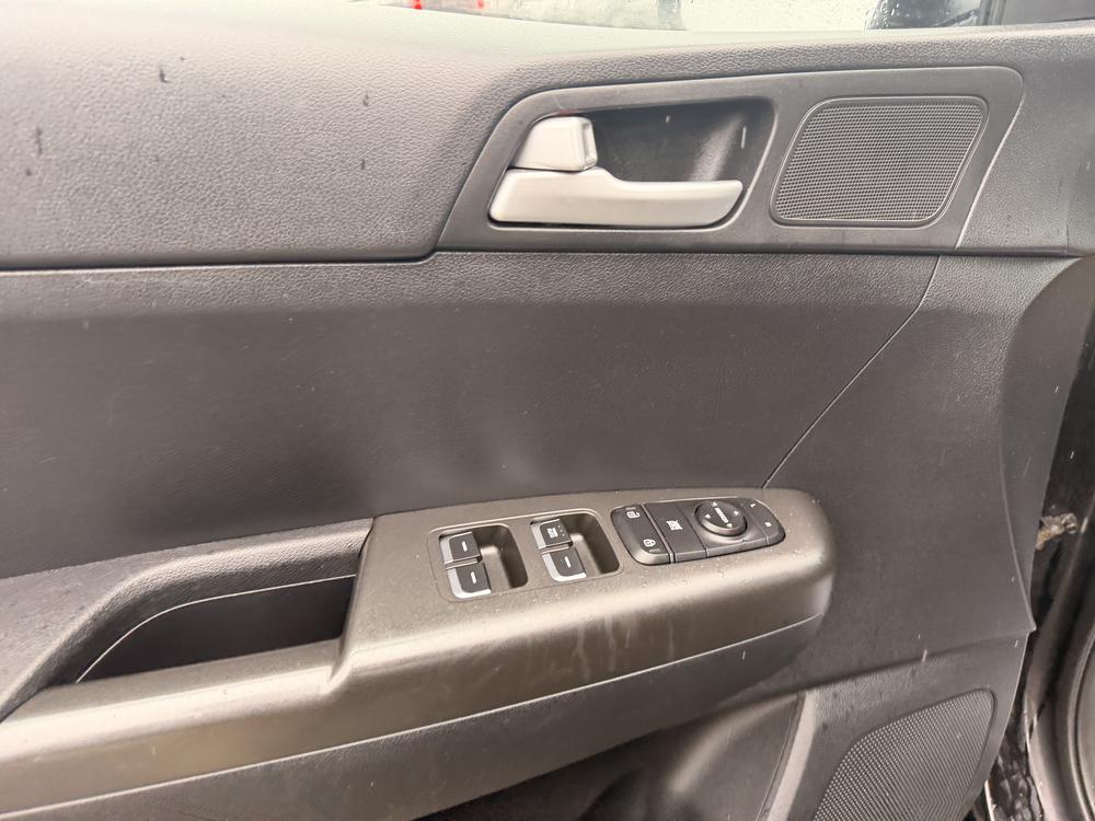 Kia Sportage LX FWD 2018 d&rsquo;occasion à vendre - 12
