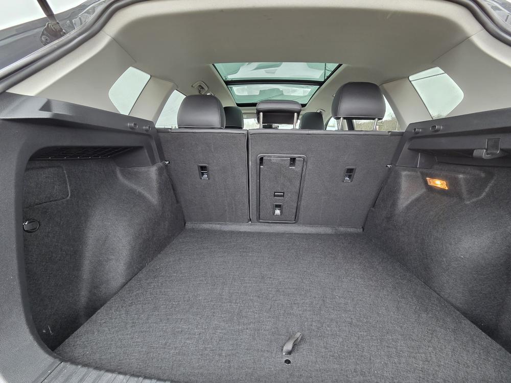 Volkswagen Taos HIGHLINE 2023 d&rsquo;occasion à vendre - 23