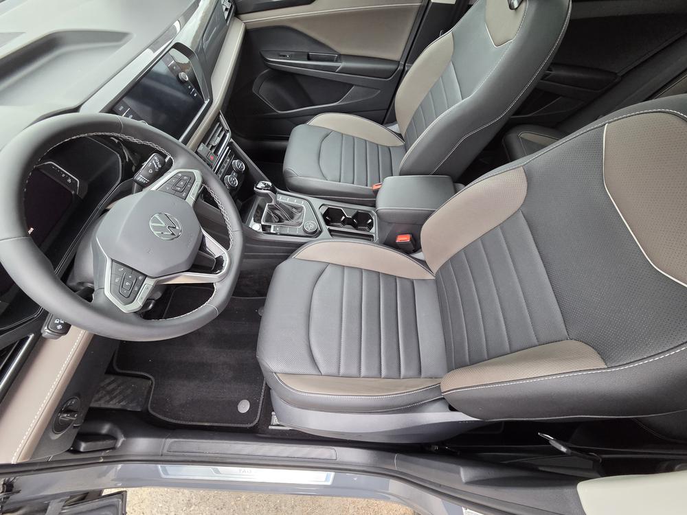 Volkswagen Taos HIGHLINE 2023 d&rsquo;occasion à vendre - 14