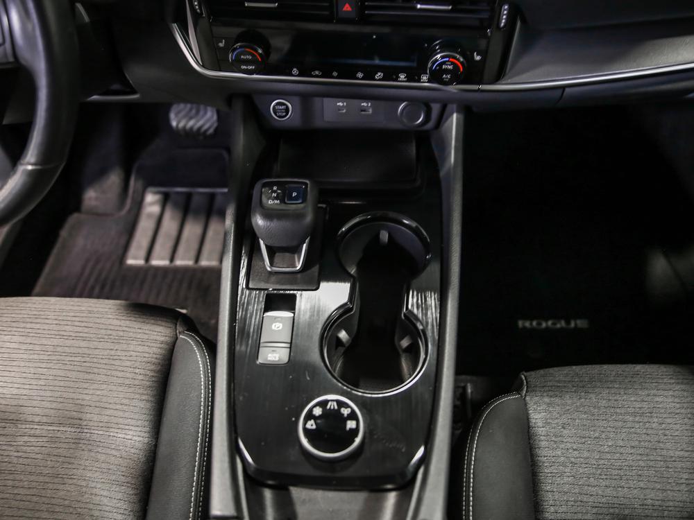 Nissan Rogue SV 2021 d&rsquo;occasion à vendre - 32