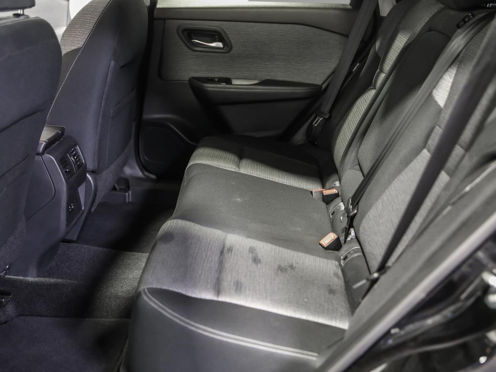 Nissan Rogue SV 2021 d&rsquo;occasion à vendre - 33