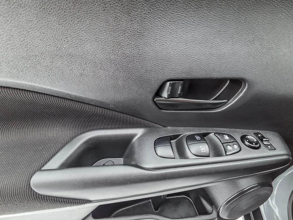 Nissan Kicks S 2022 d&rsquo;occasion à vendre - 12