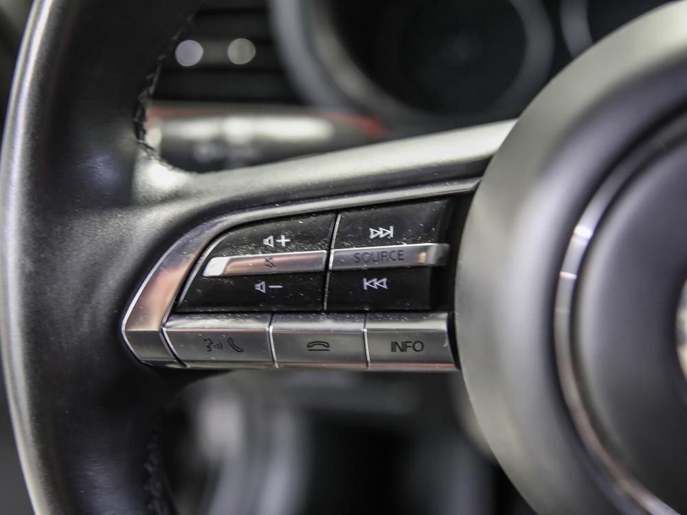 Mazda Mazda3 Sport GT 2021 d&rsquo;occasion à vendre - 22