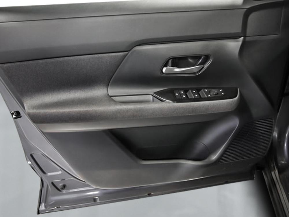 Nissan Kicks SV 2025 d&rsquo;occasion à vendre - 13