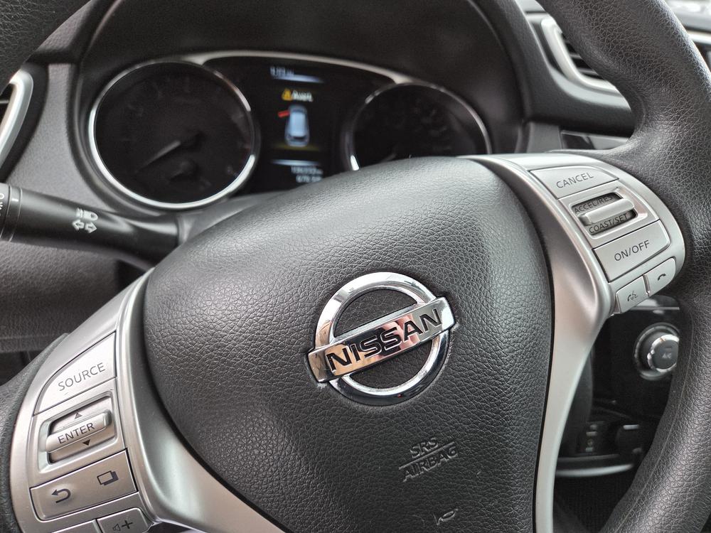 Nissan Rogue S 2016 d&rsquo;occasion à vendre - 16