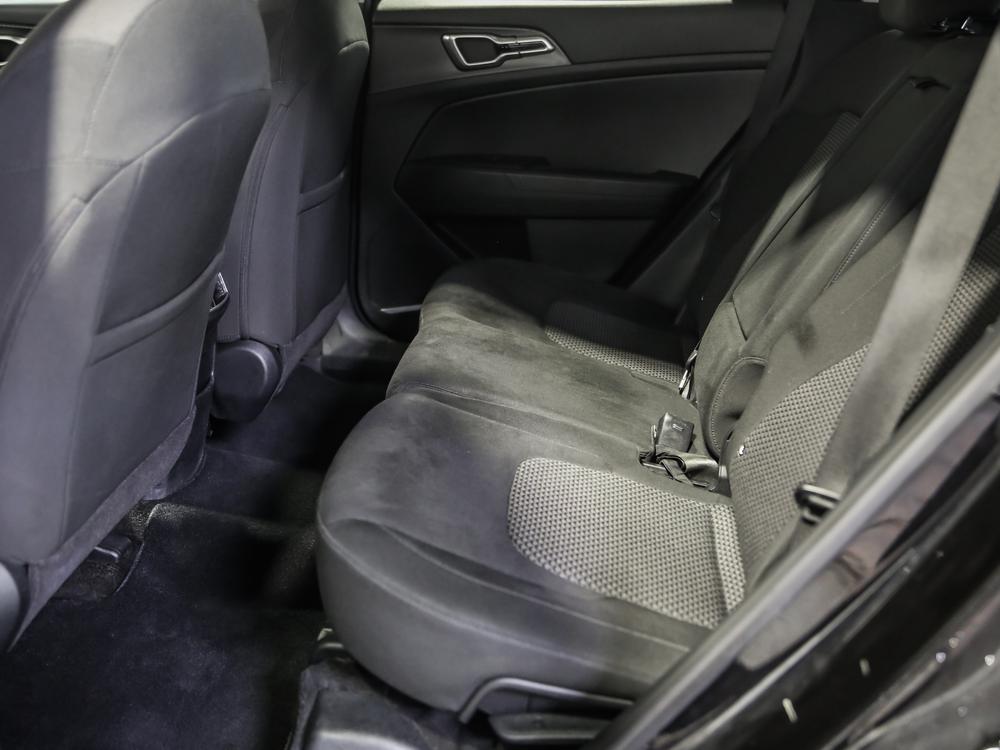 Kia Sportage LX 2023 d&rsquo;occasion à vendre - 31