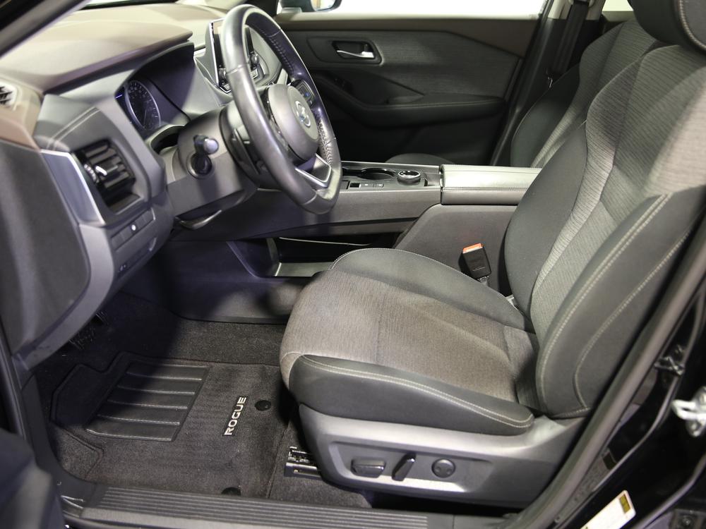 Nissan Rogue SV 2021 d&rsquo;occasion à vendre - 17