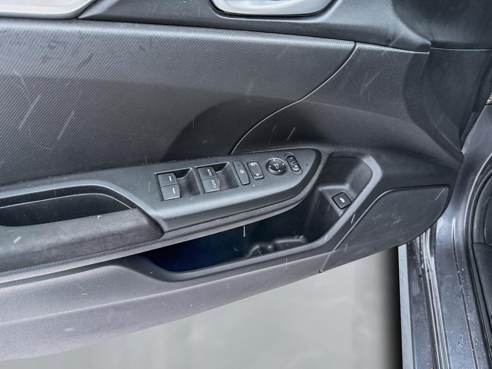 Honda Civic Sedan LX MANUELLE 2017 d&rsquo;occasion à vendre - 12