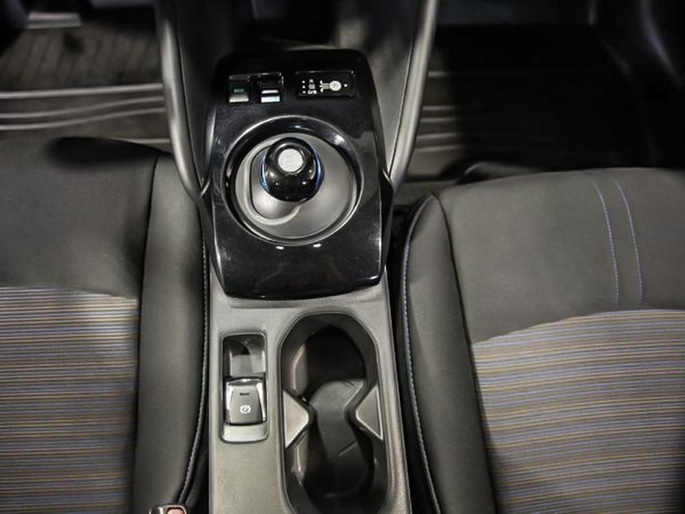 Nissan LEAF SV+ 2024 d&rsquo;occasion à vendre - 32