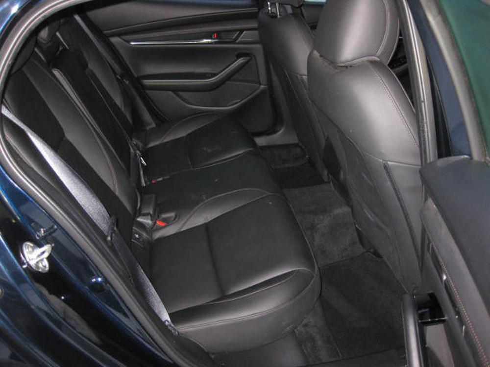 Mazda Mazda3 Sport GS-LUXE 2023 d&rsquo;occasion à vendre - 27