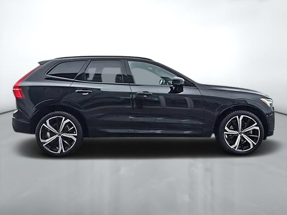 Volvo XC60 B6 R-DESIGN AWD 2022 d&rsquo;occasion à vendre - 4