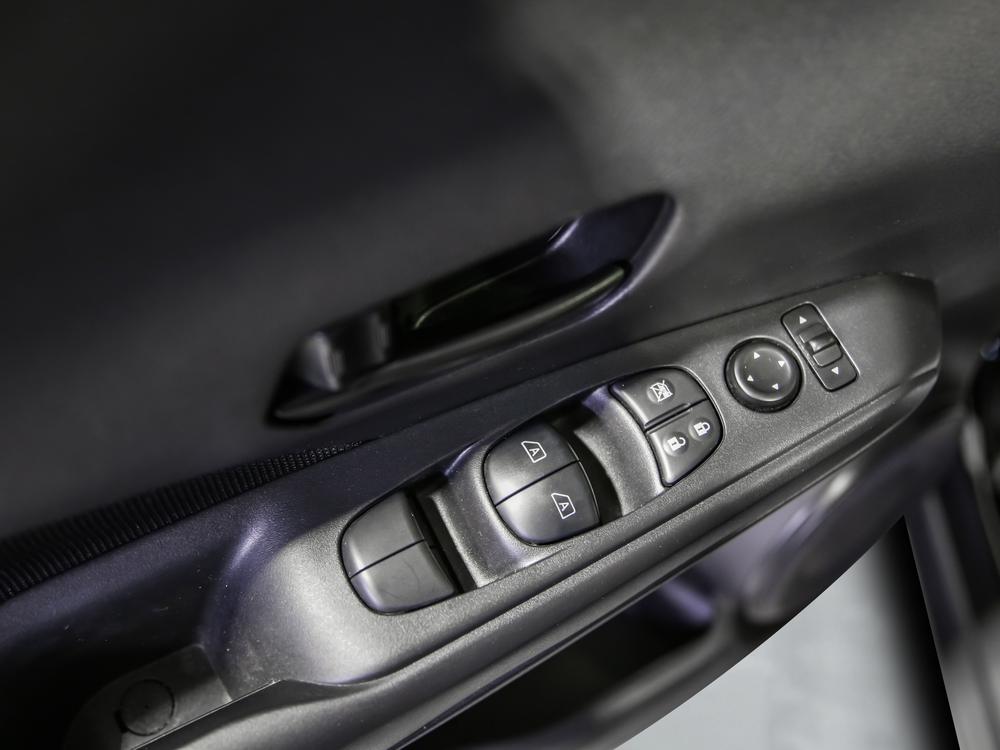 Nissan Kicks S 2024 d&rsquo;occasion à vendre - 14