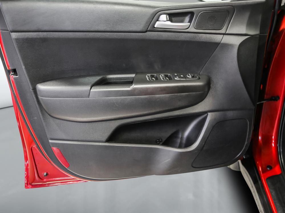 Kia Sportage LX 2021 d&rsquo;occasion à vendre - 13