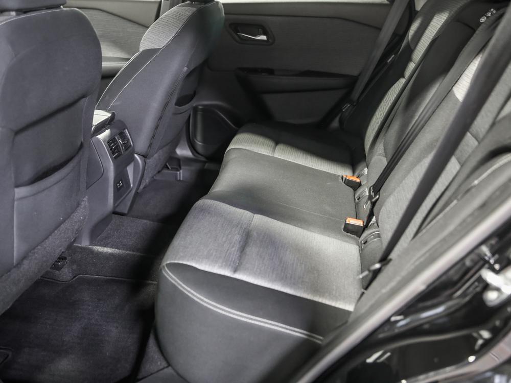 Nissan Rogue SV 2021 d&rsquo;occasion à vendre - 34