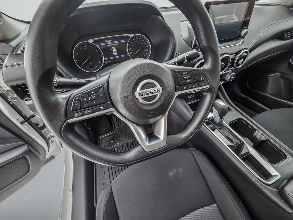 Nissan Sentra SV 2023 d&rsquo;occasion à vendre - 14