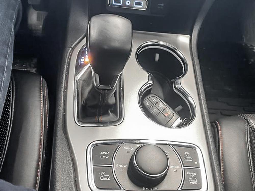 Jeep Grand Cherokee TRAILHAWK 2019 d&rsquo;occasion à vendre - 26