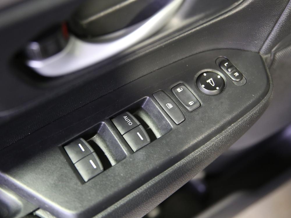 Honda CR-V LX 2017 d&rsquo;occasion à vendre - 13