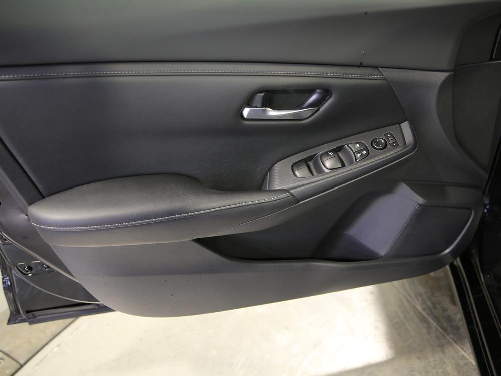 Nissan Sentra SV 2023 d&rsquo;occasion à vendre - 13