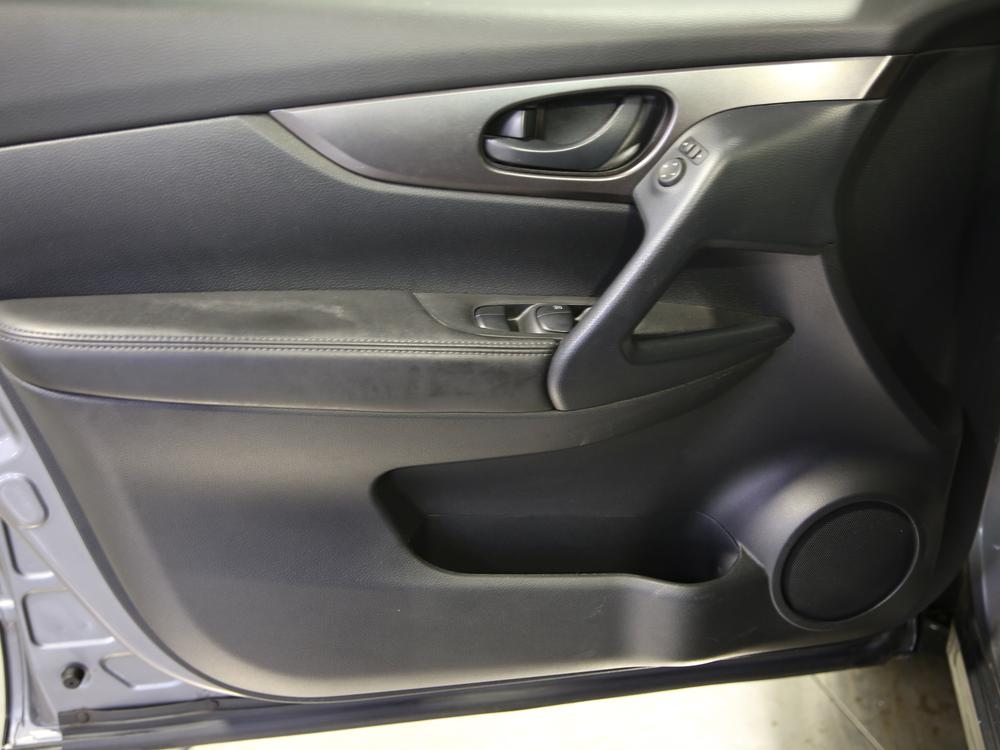 Nissan Qashqai S 2021 d&rsquo;occasion à vendre - 13