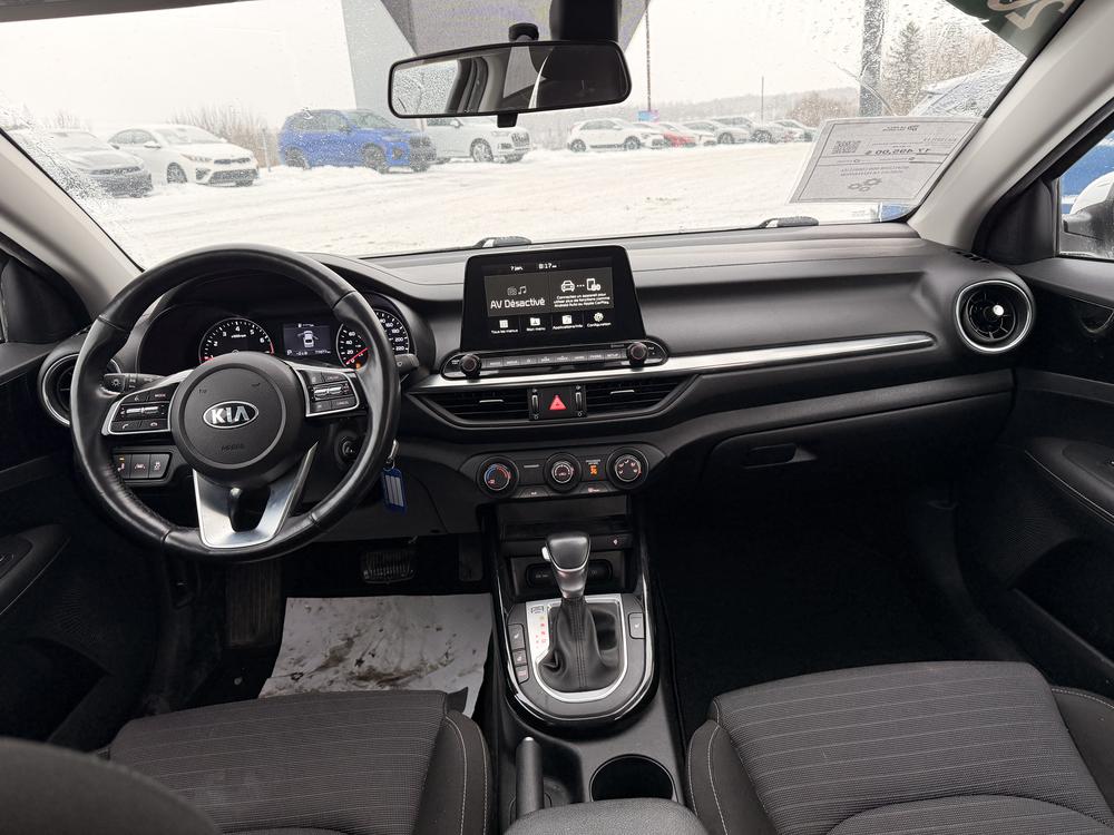 Kia Forte 2020 Blanc usage à vendre Kia Forte 2020 Blanc usage à vendre