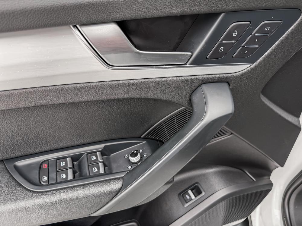 Audi Q5 TECHNIK S-LINE AWD 2018 d&rsquo;occasion à vendre - 19