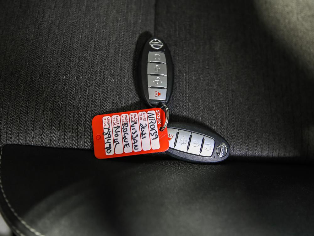 Nissan Rogue SV 2021 d&rsquo;occasion à vendre - 37