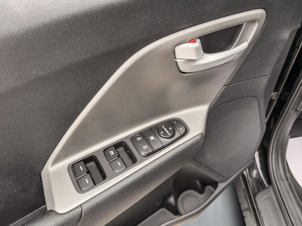 Kia Niro L 2018 d&rsquo;occasion à vendre - 11