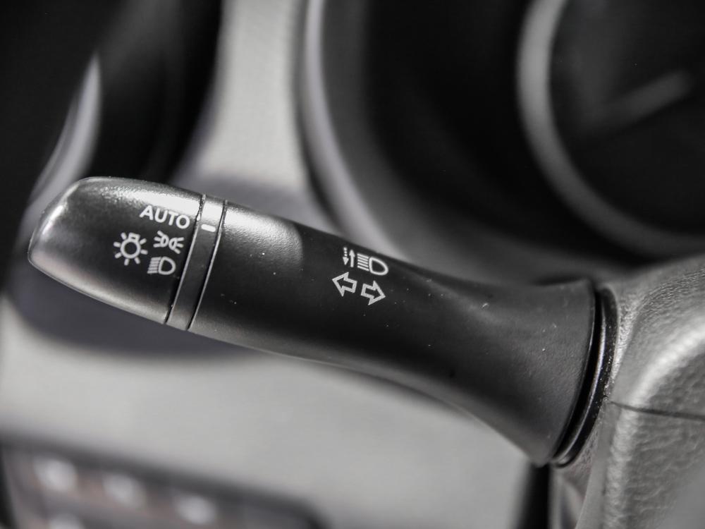 Nissan Kicks S 2021 d&rsquo;occasion à vendre - 21