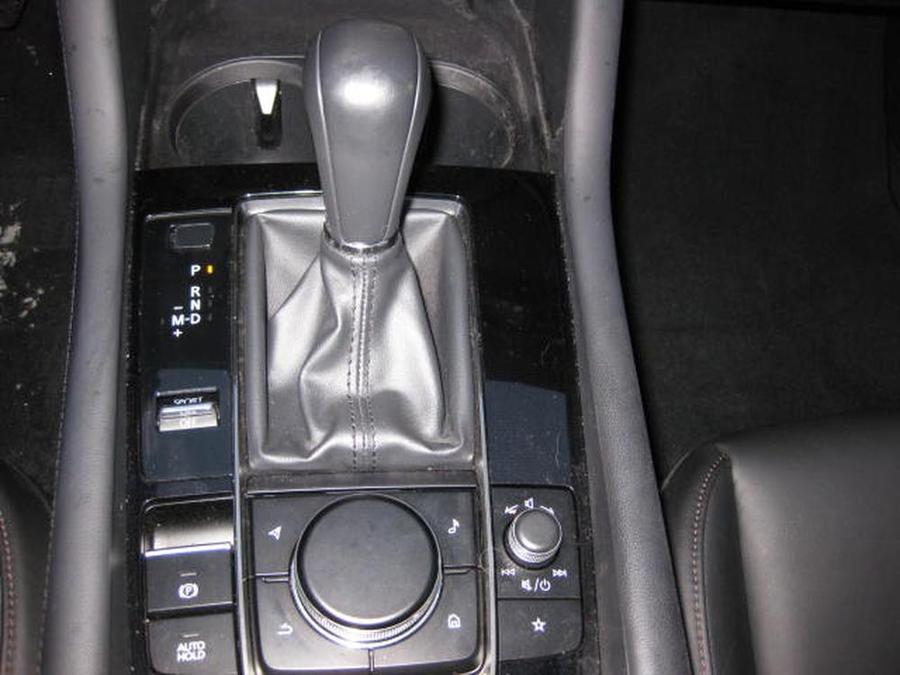 Mazda Mazda3 Sport GS-LUXE 2023 d&rsquo;occasion à vendre - 23