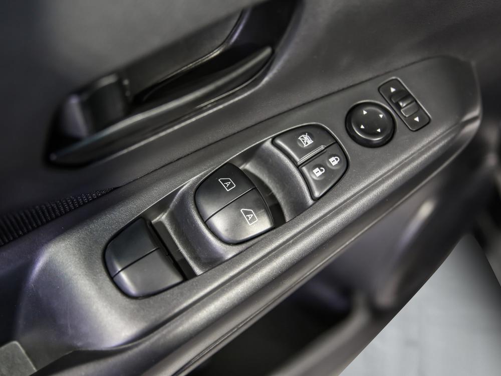 Nissan Kicks S 2021 d&rsquo;occasion à vendre - 14