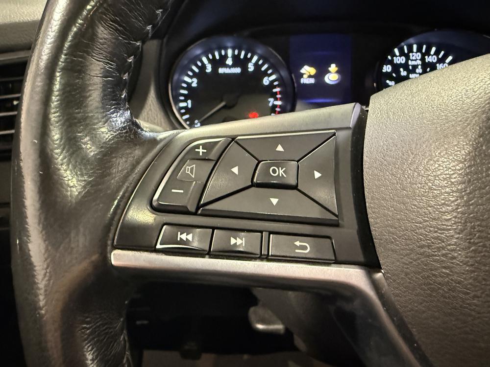 Nissan Qashqai SV 2017 d&rsquo;occasion à vendre - 21