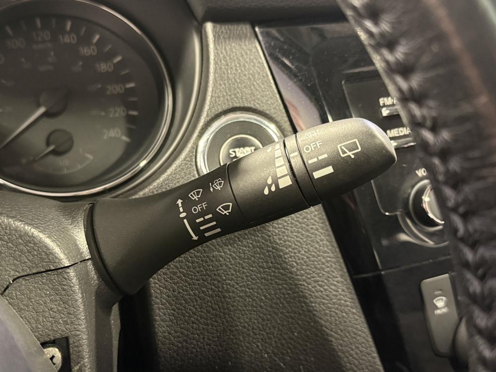 Nissan Qashqai SV 2017 d&rsquo;occasion à vendre - 24
