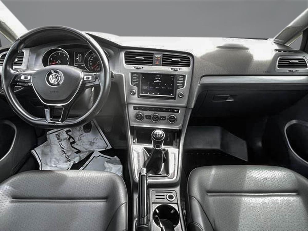Volkswagen Golf Comfortline 2017 d&rsquo;occasion à vendre - 19