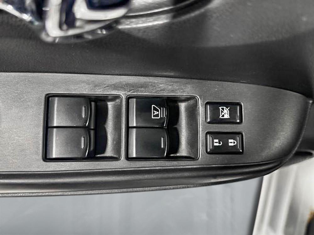 Nissan Versa Note SV 2016 d&rsquo;occasion à vendre - 17