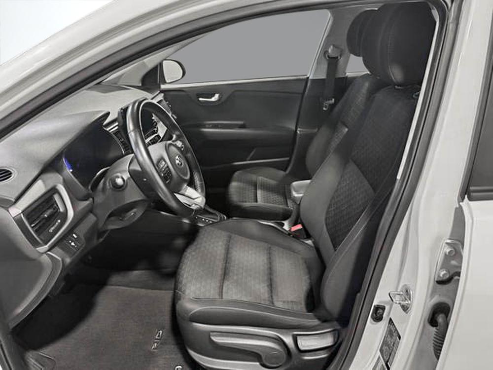 Kia Rio 5 portes LX+ 2021 d&rsquo;occasion à vendre - 16