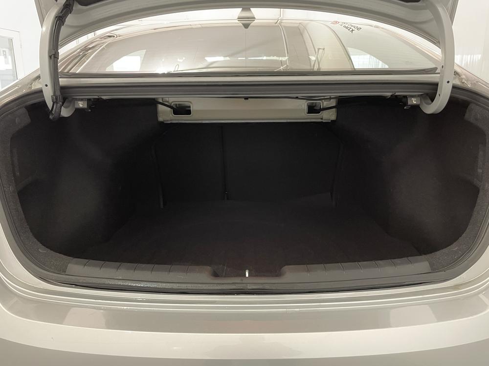 Hyundai Elantra Preferred 2019 d&rsquo;occasion à vendre - 28