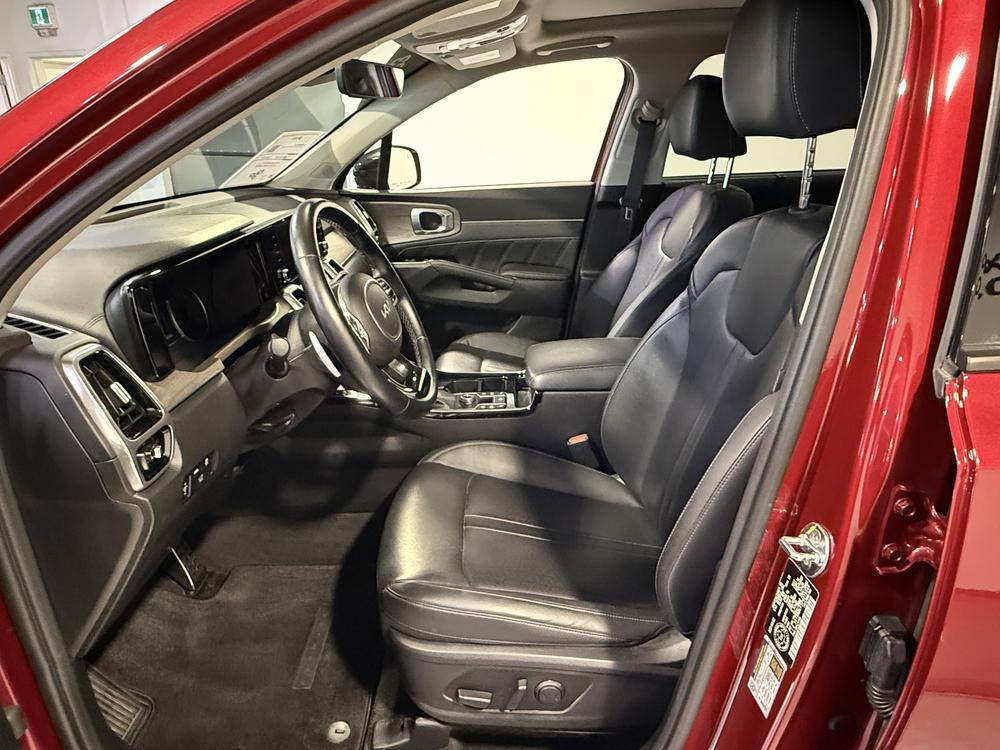 Kia Sorento EX+ 2023 d&rsquo;occasion à vendre - 17