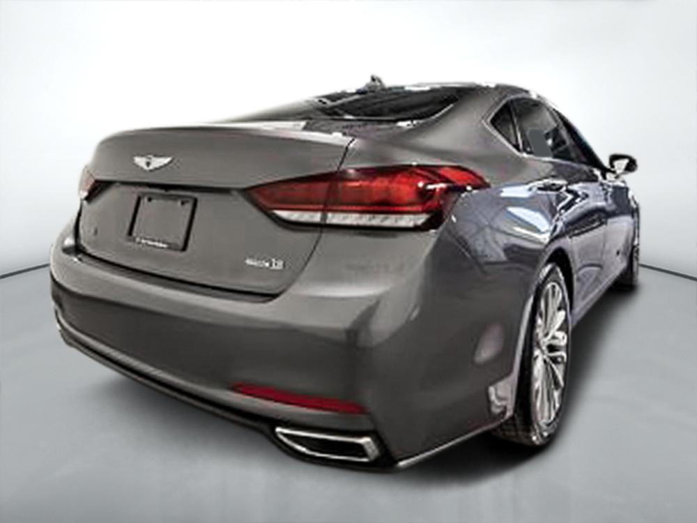 Hyundai Genesis Sedan 2015 Gris usage à vendre Hyundai Genesis Sedan 2015 Gris usage à vendre