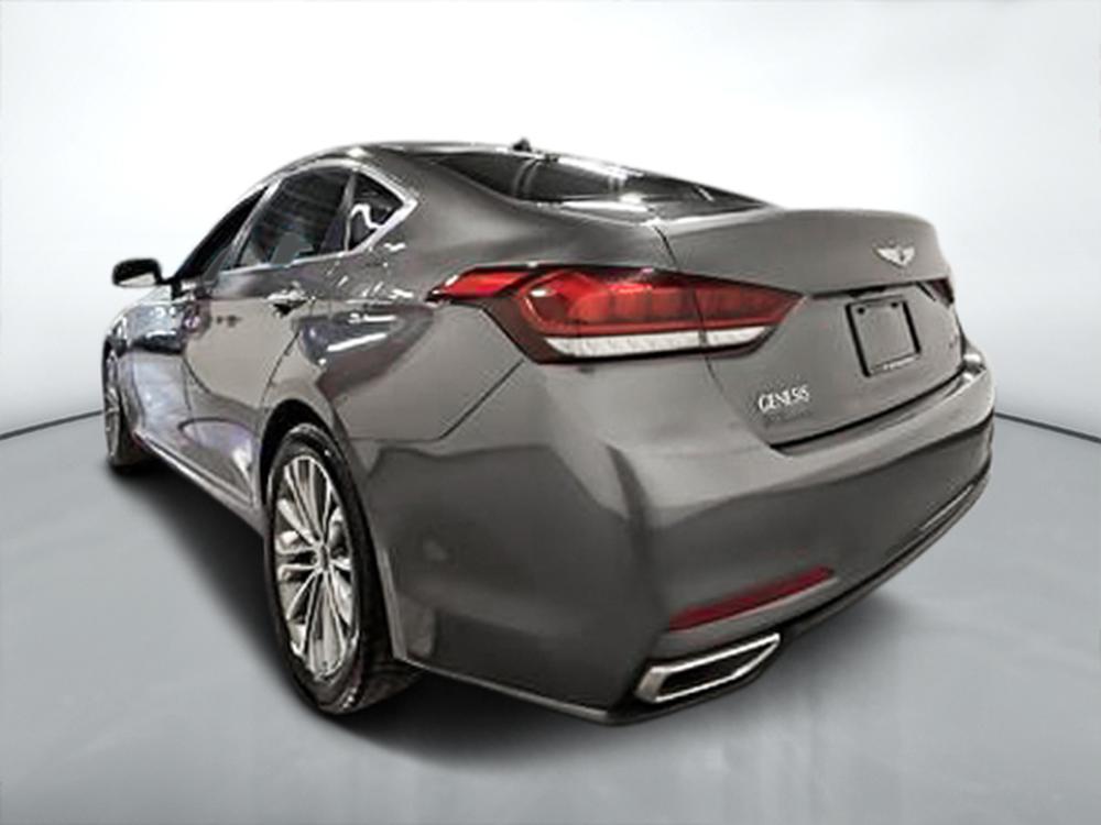 Hyundai Genesis Sedan 2015 Gris usage à vendre Hyundai Genesis Sedan 2015 Gris usage à vendre