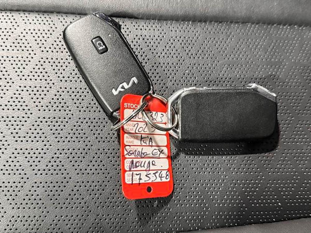 Kia Sorento EX+ 2023 d&rsquo;occasion à vendre - 33
