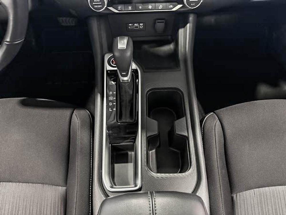 Nissan Sentra SV 2021 d&rsquo;occasion à vendre - 31
